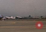 Standbild USA Flugzeuge Vietnam, 1968, aus Sekunde 24 historischem Filmmaterial Videoclip 65675072145