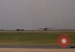 Standbild USA Flugzeuge Vietnam, 1968, aus Sekunde 60 historischem Filmmaterial Videoclip 65675072145