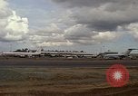 Standbild USA Flugzeuge Vietnam, 1968, aus Sekunde 21 historischem Filmmaterial Videoclip 65675072147