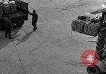 Standbild Bekämpfung Cargo Japan, 1951, aus Sekunde 37 historischem Filmmaterial Videoclip 65675072149