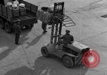 Standbild Bekämpfung Cargo Japan, 1951, aus Sekunde 41 historischem Filmmaterial Videoclip 65675072149