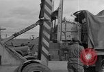 Standbild Bekämpfung Cargo Japan, 1951, aus Sekunde 61 historischem Filmmaterial Videoclip 65675072149