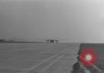 Standbild C-119 Flying Boxcar Japan, 1951, aus Sekunde 29 historischem Filmmaterial Videoclip 65675072150
