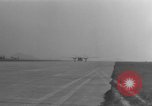 Standbild C-119 Flying Boxcar Japan, 1951, aus Sekunde 30 historischem Filmmaterial Videoclip 65675072150
