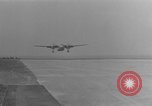 Standbild C-119 Flying Boxcar Japan, 1951, aus Sekunde 61 historischem Filmmaterial Videoclip 65675072150