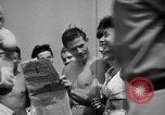 Image bébé ramper race New Jersey United States USA, 1945, de la seconde 11 séquences d'archives historiques vidéo 65675072163