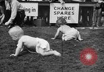 Image bébé ramper race New Jersey United States USA, 1945, de la seconde 35 séquences d'archives historiques vidéo 65675072163
