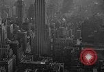 Immagine di Detergente per vetri New York City USA, 1945, secondo 16 filmato di repertorio 65675072164
