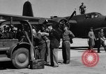 Standbild Eddie Rickenbacker Europa, 1944, aus Sekunde 24 historischem Filmmaterial Videoclip 65675072176