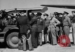 Standbild Eddie Rickenbacker Europa, 1944, aus Sekunde 30 historischem Filmmaterial Videoclip 65675072176
