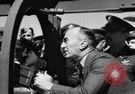 Standbild Eddie Rickenbacker Europa, 1944, aus Sekunde 39 historischem Filmmaterial Videoclip 65675072176