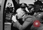 Standbild Eddie Rickenbacker Europa, 1944, aus Sekunde 45 historischem Filmmaterial Videoclip 65675072176