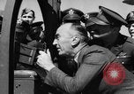 Standbild Eddie Rickenbacker Europa, 1944, aus Sekunde 47 historischem Filmmaterial Videoclip 65675072176