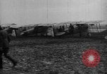 Immagine di United States Army Air Service prima ricerca gruppo Epiez-sur-Meuse Francia, 1918, secondo 61 filmato di repertorio 65675072177