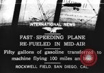 Immagine di Mid-air refuelling San Diego California USA, 1923, secondo 1 filmato di repertorio 65675072184