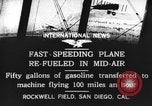 Immagine di Mid-air refuelling San Diego California USA, 1923, secondo 13 filmato di repertorio 65675072184