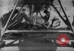 Immagine di Mid-air refuelling San Diego California USA, 1923, secondo 36 filmato di repertorio 65675072184