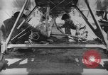Immagine di Mid-air refuelling San Diego California USA, 1923, secondo 39 filmato di repertorio 65675072184