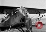 Standbild Curtiss P-1Hawk Ausübung an-4 Michigan United States USA, 1926, aus Sekunde 16 historischem Filmmaterial Videoclip 65675072198