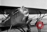 Standbild Curtiss P-1Hawk Ausübung an-4 Michigan United States USA, 1926, aus Sekunde 21 historischem Filmmaterial Videoclip 65675072198