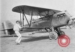 Standbild Curtiss P-1Hawk Ausübung an-4 Michigan United States USA, 1926, aus Sekunde 22 historischem Filmmaterial Videoclip 65675072198