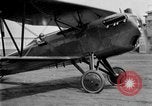 Standbild Curtiss P-1Hawk Ausübung an-4 Michigan United States USA, 1926, aus Sekunde 28 historischem Filmmaterial Videoclip 65675072198
