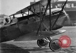 Standbild Curtiss P-1Hawk Ausübung an-4 Michigan United States USA, 1926, aus Sekunde 33 historischem Filmmaterial Videoclip 65675072198