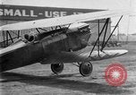 Standbild Curtiss P-1Hawk Ausübung an-4 Michigan United States USA, 1926, aus Sekunde 36 historischem Filmmaterial Videoclip 65675072198