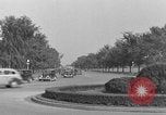 Image navetteurs roulant à Washington DC sur Rock Creek Parkway Washington DC USA, 1935, de la seconde 13 séquences d'archives historiques vidéo 65675072204