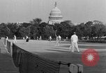 Image navetteurs roulant à Washington DC sur Rock Creek Parkway Washington DC USA, 1935, de la seconde 46 séquences d'archives historiques vidéo 65675072204
