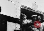 Standbild Krieg Flüchtlingskinder New York City USA, 1942, aus Sekunde 20 historischem Filmmaterial Videoclip 65675072208
