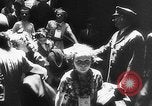 Standbild Krieg Flüchtlingskinder New York City USA, 1942, aus Sekunde 24 historischem Filmmaterial Videoclip 65675072208