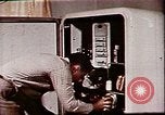 Standbild Operation Cue nukleare Test Lebensmittelbehälter Nevada United States USA, 1955, aus Sekunde 14 historischem Filmmaterial Videoclip 65675072221