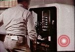 Standbild Operation Cue nukleare Test Lebensmittelbehälter Nevada United States USA, 1955, aus Sekunde 17 historischem Filmmaterial Videoclip 65675072221