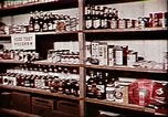 Standbild Operation Cue nukleare Test Lebensmittelbehälter Nevada United States USA, 1955, aus Sekunde 30 historischem Filmmaterial Videoclip 65675072221
