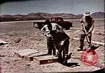 Standbild Operation Cue nukleare Test Lebensmittelbehälter Nevada United States USA, 1955, aus Sekunde 40 historischem Filmmaterial Videoclip 65675072221