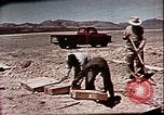 Standbild Operation Cue nukleare Test Lebensmittelbehälter Nevada United States USA, 1955, aus Sekunde 43 historischem Filmmaterial Videoclip 65675072221