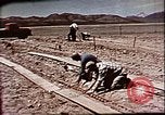 Standbild Operation Cue nukleare Test Lebensmittelbehälter Nevada United States USA, 1955, aus Sekunde 56 historischem Filmmaterial Videoclip 65675072221