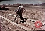 Standbild Operation Cue nukleare Test Lebensmittelbehälter Nevada United States USA, 1955, aus Sekunde 61 historischem Filmmaterial Videoclip 65675072221