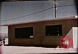 Standbild Operation Cue nukleare Test Nachwirkungen Nevada United States USA, 1955, aus Sekunde 36 historischem Filmmaterial Videoclip 65675072223