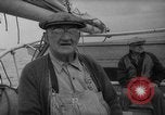 Standbild oyster Fischerei New Jersey United States USA, 1946, aus Sekunde 12 historischem Filmmaterial Videoclip 65675072232