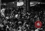 Standbild große Volksmengen Meguro Japan, 1933, aus Sekunde 34 historischem Filmmaterial Videoclip 65675072245