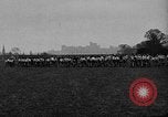 Standbild jährliche Cross Country Rennen Eton England, 1933, aus Sekunde 15 historischem Filmmaterial Videoclip 65675072246