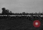 Standbild jährliche Cross Country Rennen Eton England, 1933, aus Sekunde 20 historischem Filmmaterial Videoclip 65675072246