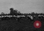 Standbild jährliche Cross Country Rennen Eton England, 1933, aus Sekunde 21 historischem Filmmaterial Videoclip 65675072246