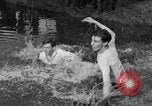 Standbild jährliche Cross Country Rennen Eton England, 1933, aus Sekunde 47 historischem Filmmaterial Videoclip 65675072246