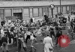 Image révolte Berlin Allemagne, 1951, de la seconde 25 séquences d'archives historiques vidéo 65675072262