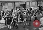 Image révolte Berlin Allemagne, 1951, de la seconde 26 séquences d'archives historiques vidéo 65675072262