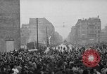 Image révolte Berlin Allemagne, 1951, de la seconde 39 séquences d'archives historiques vidéo 65675072262