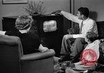 Standbild Fernsehen United States USA, 1951, aus Sekunde 17 historischem Filmmaterial Videoclip 65675072264